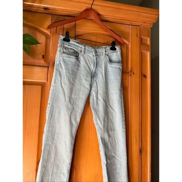 Levi’s 502™ Regular Taper Jeans in light wash denim – Size W28 L28. 16Reg - Picture 3 of 12